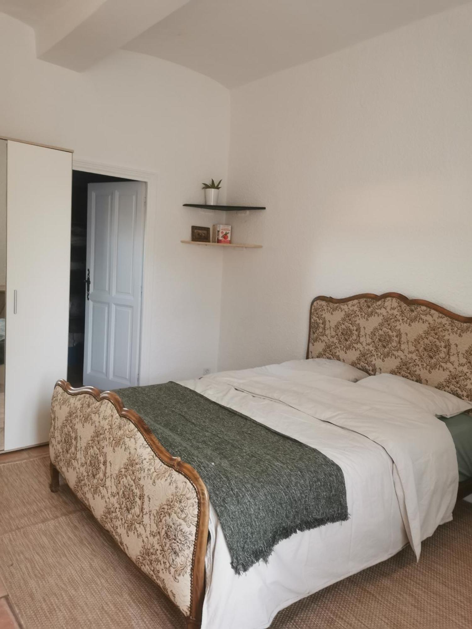 Au Petit Faubourg Apartment กริญญ็อง ภายนอก รูปภาพ